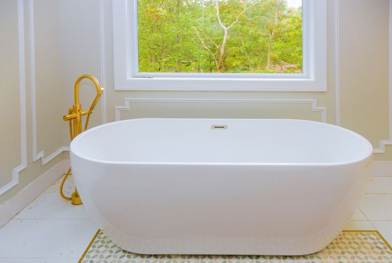 Freestanding Contemporary Tub